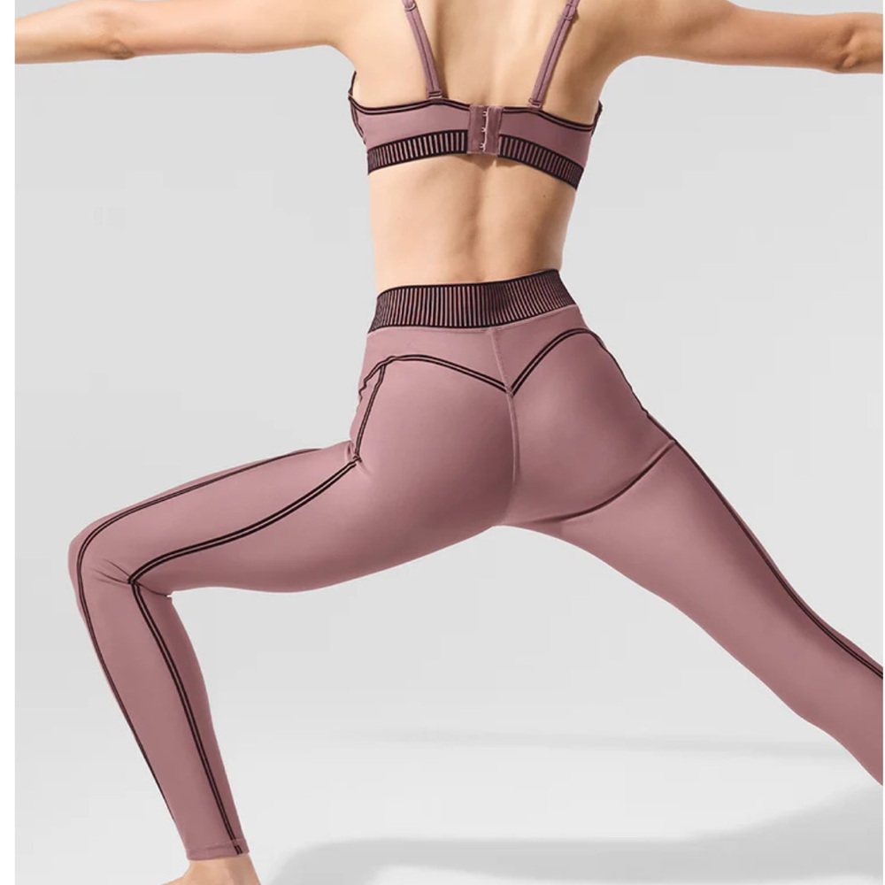 Alo Airlift High-Waist 7/8 Line Up Legging